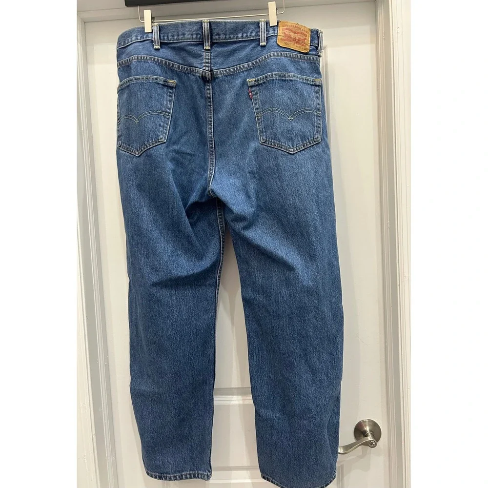 Levis 550‎ Relaxed Fit Tapered Leg Jeans Mens 42x32 Medium Wash Blue Rugged
